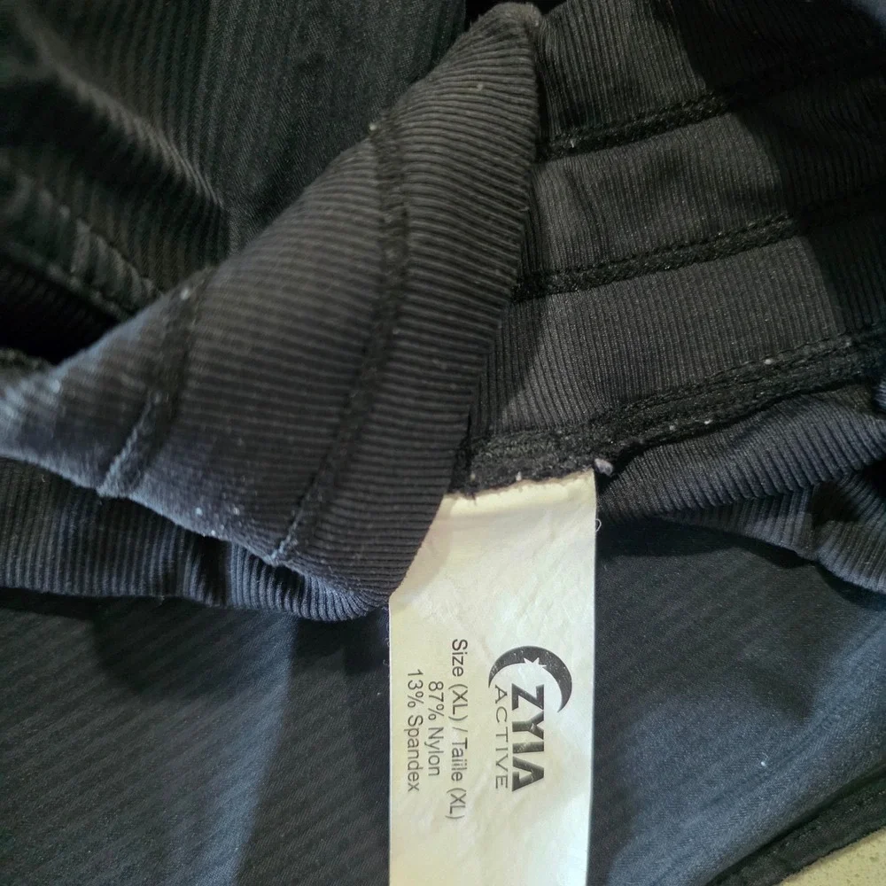 Zyia Active Black Pinstripe Textured Joggers Womens XL‎ Drawstring Cuffs